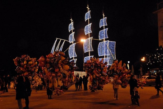 Το Χριστουγεννιάτικο Καράβι στον Πειραιά