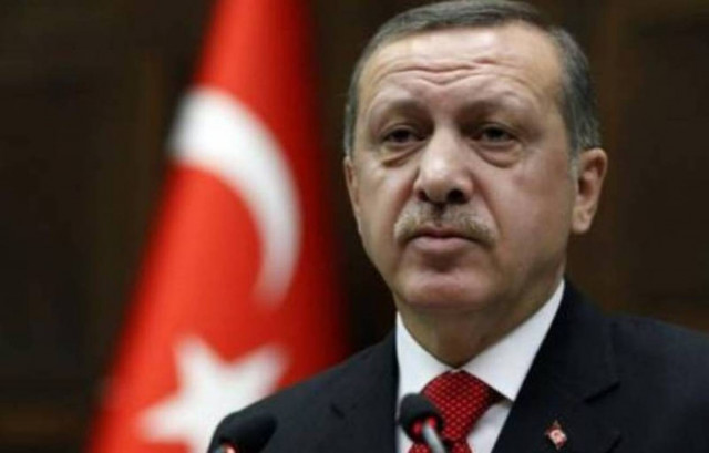 Αφαίρεσαν πολύποδες από τον Ερντογάν