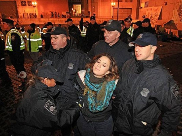 Δεκάδες συλλήψεις σε διάλυση καταυλισμού «Καταλάβατε τη Βοστόνη»