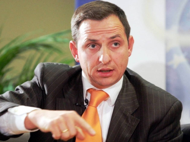 Χατζημαρκάκης: Πρέπει να ενεργοποιηθεί η ΕΚΤ