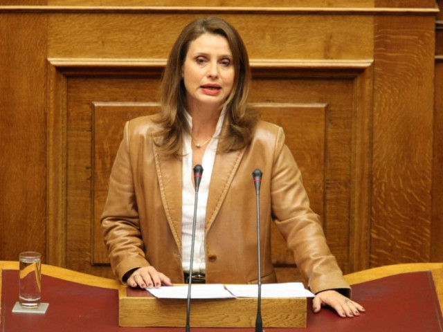 Μπατζελή: Τα δαχτυλίδια τελείωσαν