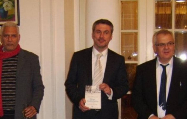 Διεθνές βραβείο Καβάφη στο Δ. Στεφανάκη