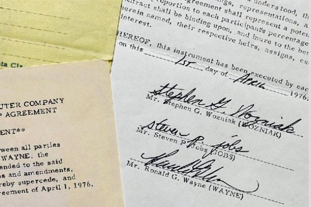 Τιμή ρεκόρ για το καταστατικό της Apple