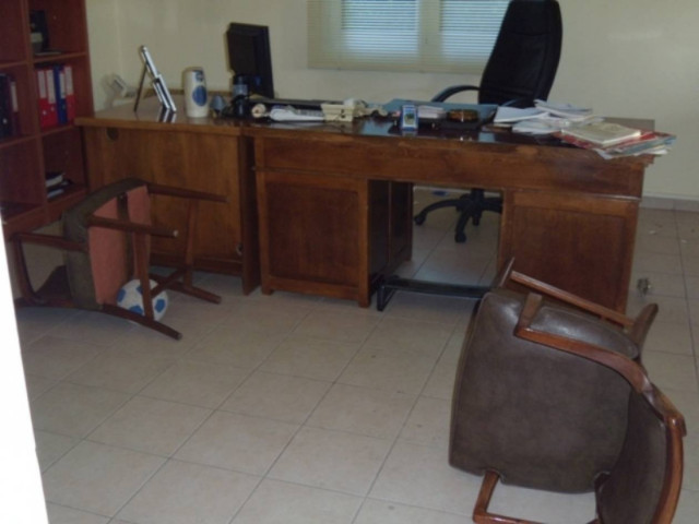 Το γραφείο του Κυριακίδη, μετά την επίσκεψη του Γκλέτσου