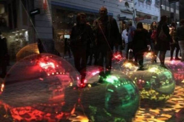 Το εορταστικό ωράριο των εμπορικών καταστημάτων