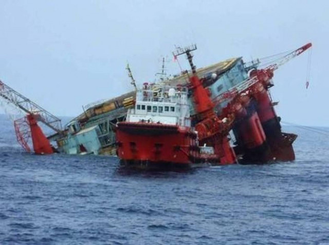 Βυθίστηκε πλατφόρμα πετρελαίου στην Ρωσία