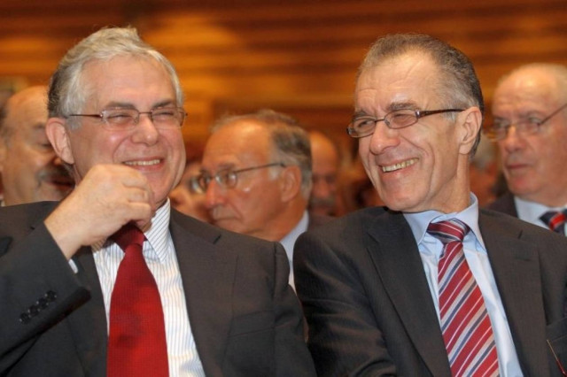 Με τραπεζίτες θα συναντηθεί ο Παπαδήμος