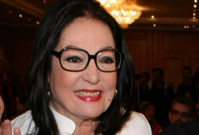 «Το τελευταίο χειροκρότημα» για τη Μούσχουρη