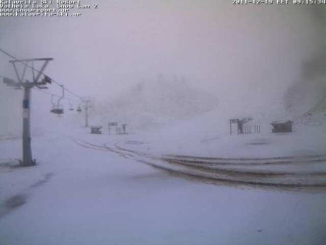 Έντονη χιονόπτωση στα Καλάβρυτα!