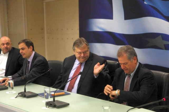 Οι δύο στόχοι του ΥΠΟΙΚ και το σχέδιο που θα συζητηθεί