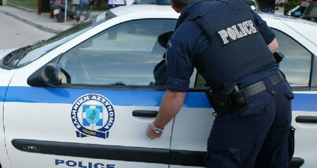 Τρείς συλλήψεις μελών εγκληματικής οργάνωσης με βαρύ οπλισμό