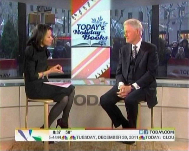 Aπίστευτη γκάφα δημοσιογράφου του NBC με τον Bill Clinton!