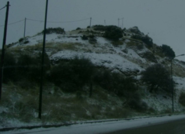 Έντονη χιονόπτωση  τώρα στο Δομοκό