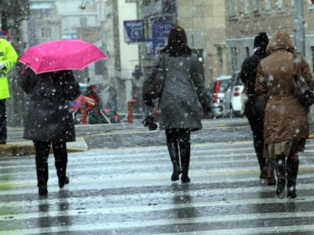 Προβλήματα σε δρόμους και δίκτυα της ΔΕΗ στα Ιωάννινα