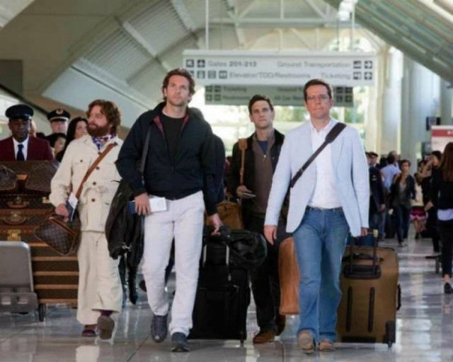 Μήνυση της Louis Vuitton για την τσάντα του Γαλυφιανάκη!