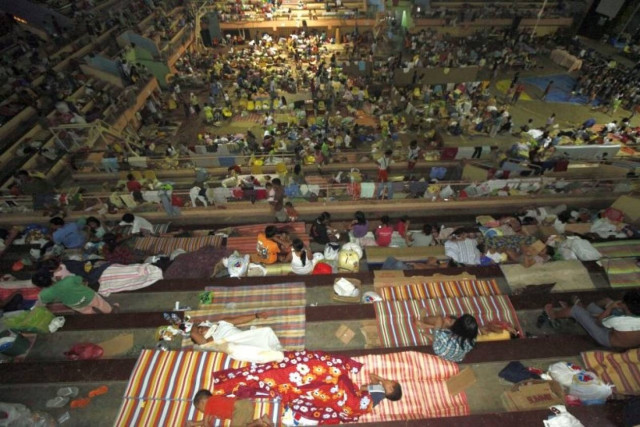 Φιλιππίνες: «Μαύρα» Χριστούγεννα για τους πλημμυροπαθείς