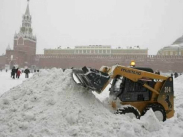 Χριστούγεννα με 1 εκατ. κυβικά μέτρα χιόνι!
