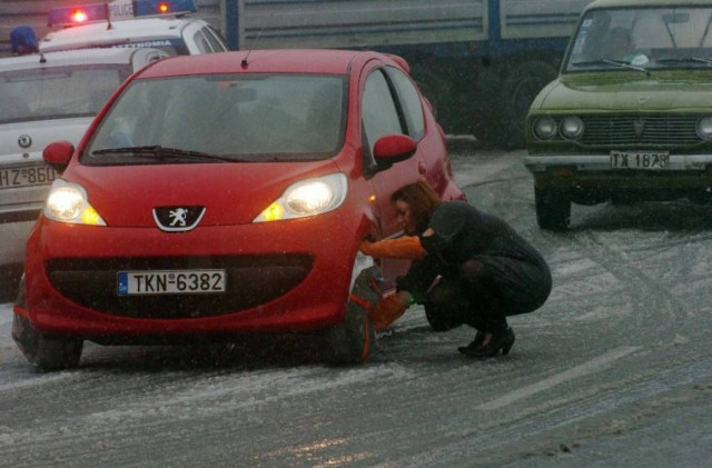 Αλυσίδες λόγω παγετού στη Μακεδονία
