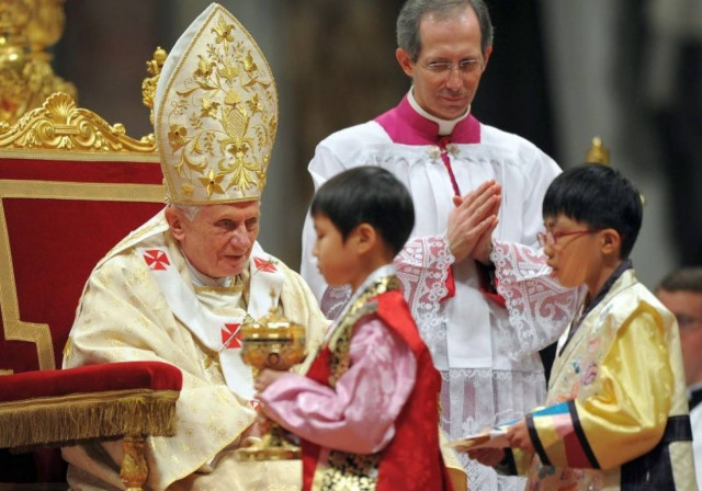 Αλληλεγγύη και διάλογο ζήτησε ο Πάπας