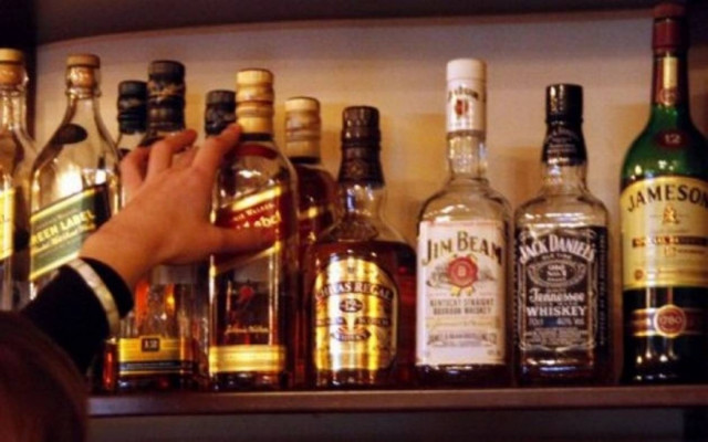 Δεν θα πιει τα ποτά που έκλεψε