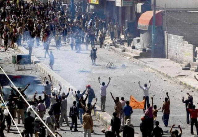 Υεμένη: Δεκάδες τραυματίες σε συγκρούσεις διαδηλωτών στη Σανάα