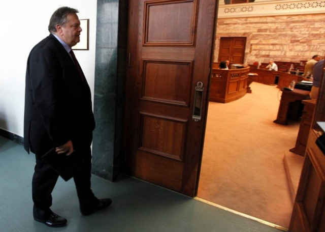 Προσπαθεί να κερδίσει χρόνο ο Βενιζέλος