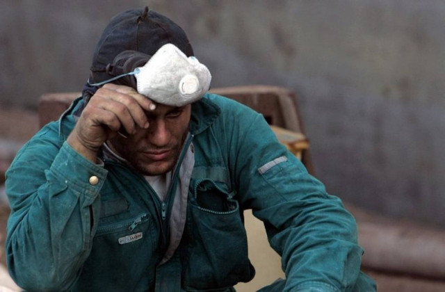 Ξεκινούν οι συμβάσεις για νέους 18-25 ετών