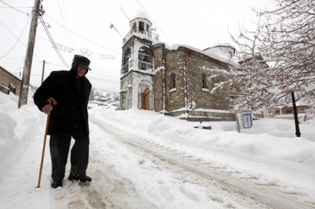 Με βροχές και χιόνια η υποδοχή του 2012…