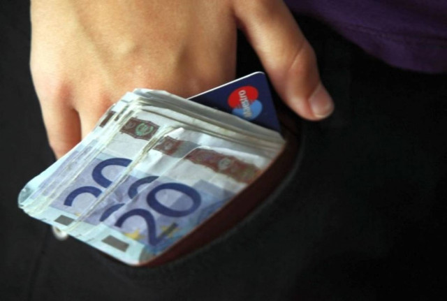 Παράταση μέχρι 2 Ιανουαρίου για πληρωμή φόρων και εισφορών