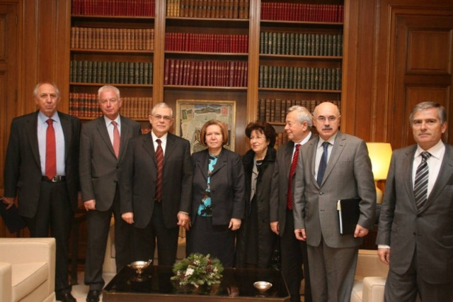 Παπαδήμος: Να διερευνηθούν άμεσα οι καταγγελίες Πεπόνη – Μουζακίτη