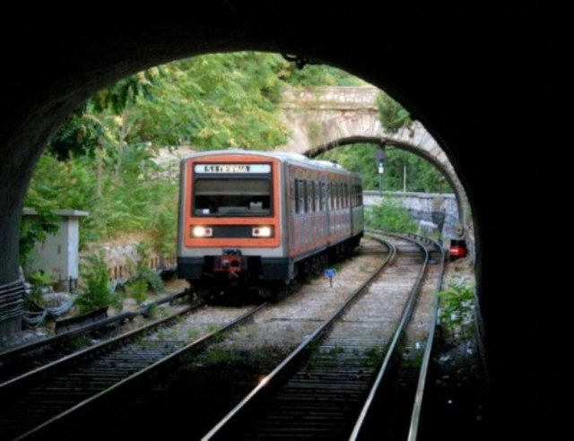 Συλλήψεις για κλοπή σιδηροδρομικού υλικού