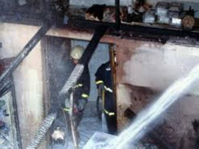 Έκρηξη σε ψαροταβέρνα στο Πέραμα