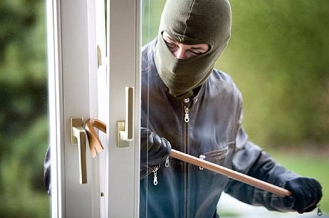 Κατήγγειλε κλοπή 130.000 ευρώ!