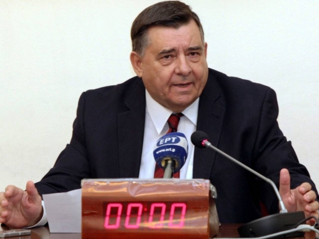 Καρατζαφέρης: Σοβαρεύονται ή φεύγω από την κυβέρνηση