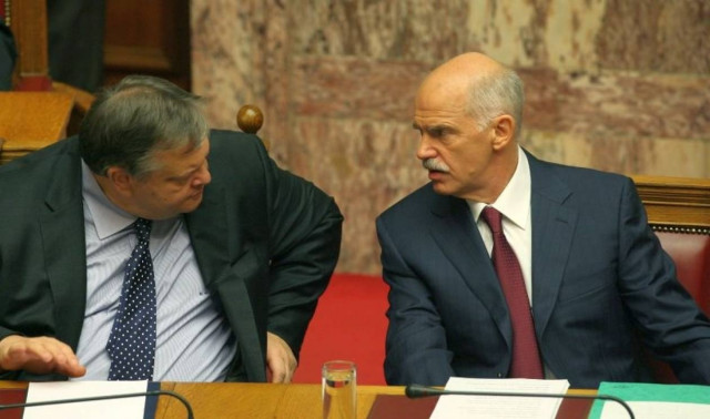 Σενάρια διαρχίας στο ΠΑΣΟΚ