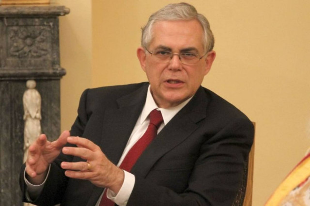 Λ. Παπαδήμος: Υπάρχει κίνδυνος χρεοκοπίας το Μάρτιο