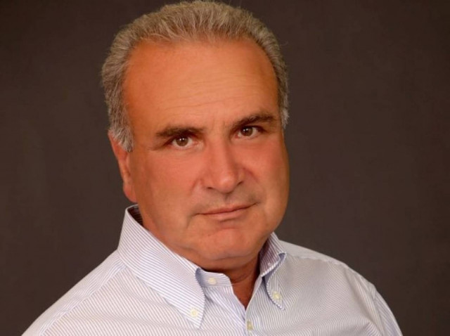 Ο δήμαρχος Καστοριάς κλείνει τα σχολεία λόγω …καρναβαλιού!