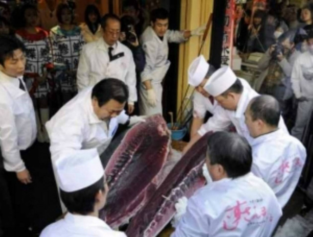 Ερυθρός τόνος πωλήθηκε έναντι 565.000 ευρώ σε δημοπρασία!