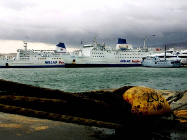 Απαγόρευση απόπλου λόγω ανέμων