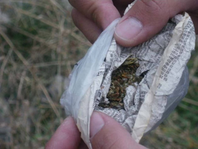 Βρέθηκε με 100 γραμμάρια χασίς στην τσέπη