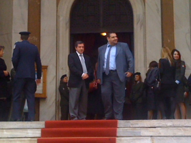 Στον Άγιο Διονύσιο Καμίνης και Διαμαντοπούλου