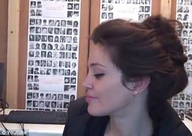 «Φτυστή» η Αντζελίνα Τζολί….