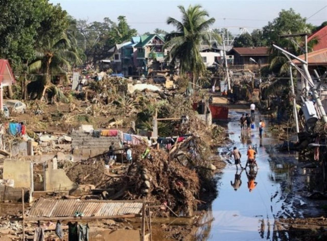 Αυξάνονται τα θύματα από τις κατολισθήσεις στις Φιλιππίνες