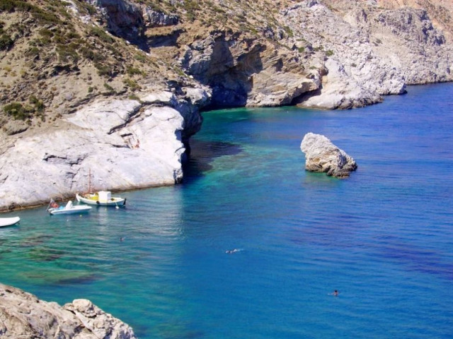 Δυσοίωνα τα πρώτα μηνύματα για τον τουρισμό