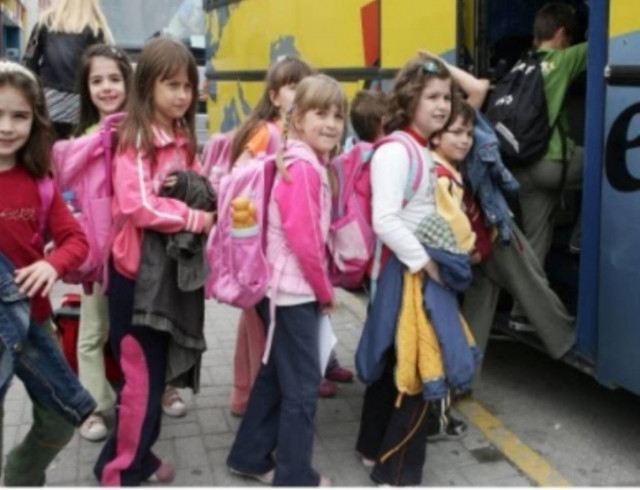 Παράταση στις  συμβάσεις  για τις σχολικές μεταφορές