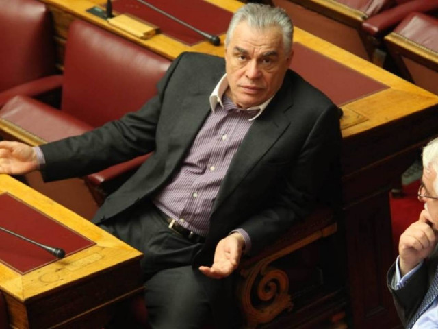 Γιακουμάτος: Νοικιάστε Ακρόπολη, Παρθενώνα, Δελφούς