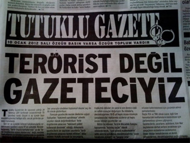 Αντιδράσεις για τους Τούρκους προφυλακισμένους δημοσιογράφους