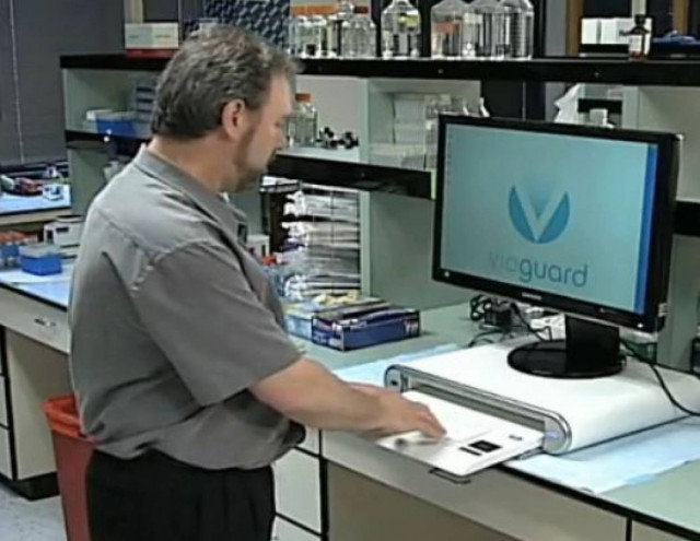 Το πληκτρολόγιο που καθαρίζεται μόνο του