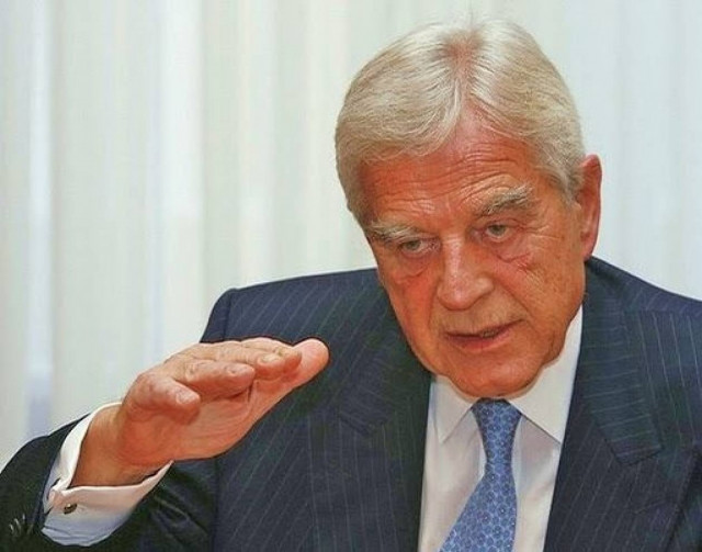 «Η ένταξη της Ελλάδας στο ευρώ ήταν πολιτική απόφαση»