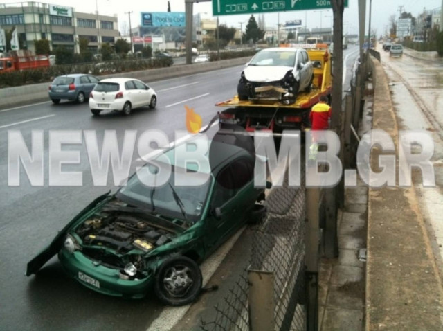 Αναποδογύρισε αμάξι στην Ε.Ο Αθηνών- Λαμίας